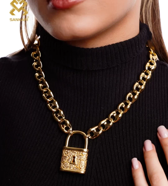 18K gold jewelry in the shape of a lock