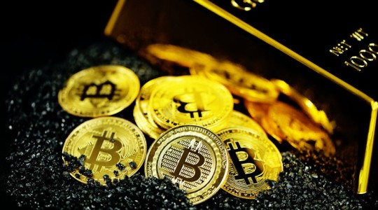 الذهب ام العملات الرقمية؟ ما الذي يمكنك اختياره كاستثمار مثالي؟
